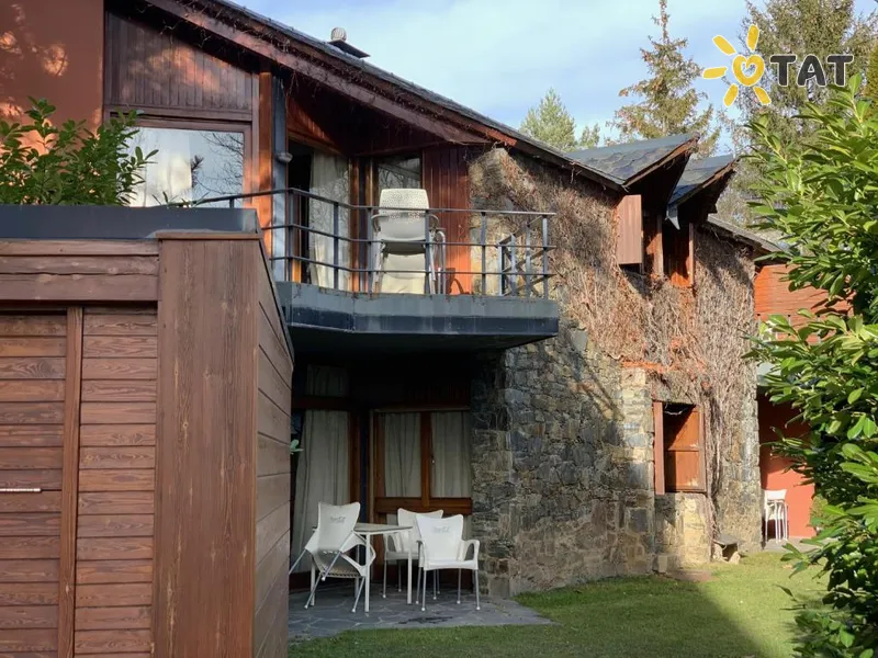 Фото отеля Xalet Del Golf Hotel 4* Жирона Испания