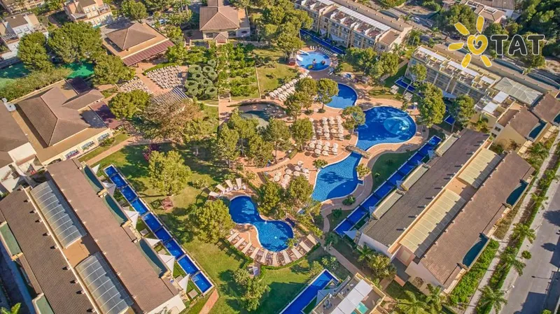 Фото отеля Zafiro Mallorca 4* о. Майорка Испания экстерьер и бассейны