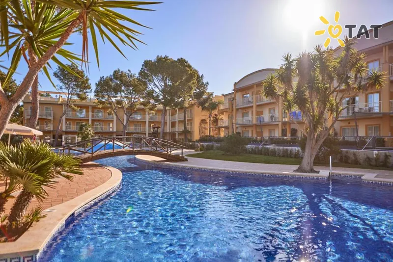 Фото отеля Zafiro Mallorca 4* о. Майорка Испания экстерьер и бассейны