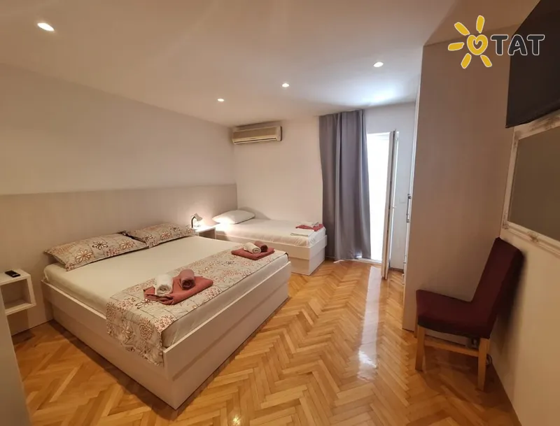 Фото отеля Elza Villa 3* Makarska Kroatija išorė ir baseinai
