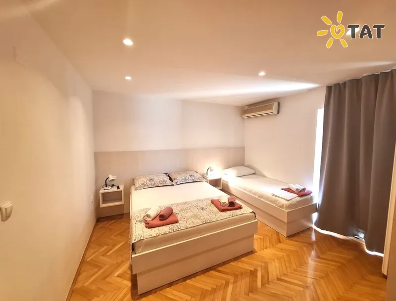 Фото отеля Elza Villa 3* Makarska Kroatija išorė ir baseinai