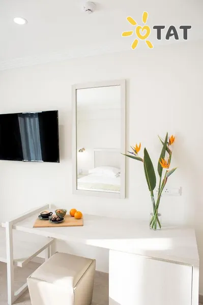 Фото отеля Roseum Boutique Hotel 3* Larnaka Kipra cipariem