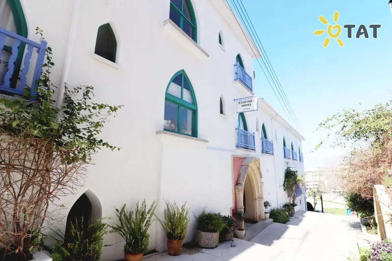 Фото отеля Axiothea Hotel 2* Patosas Kipras išorė ir baseinai