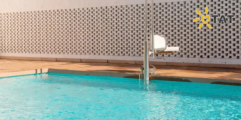 Фото отеля Sercotel Cordoba Medina Azahara 3* Кордова Испания экстерьер и бассейны