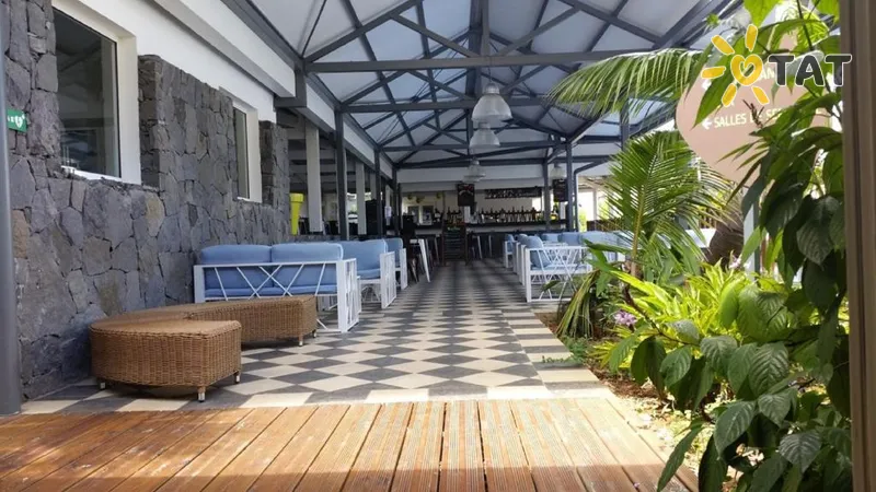 Фото отеля les Aigrettes Hotel 2* apie. Reinjona Prancūzija barai ir restoranai