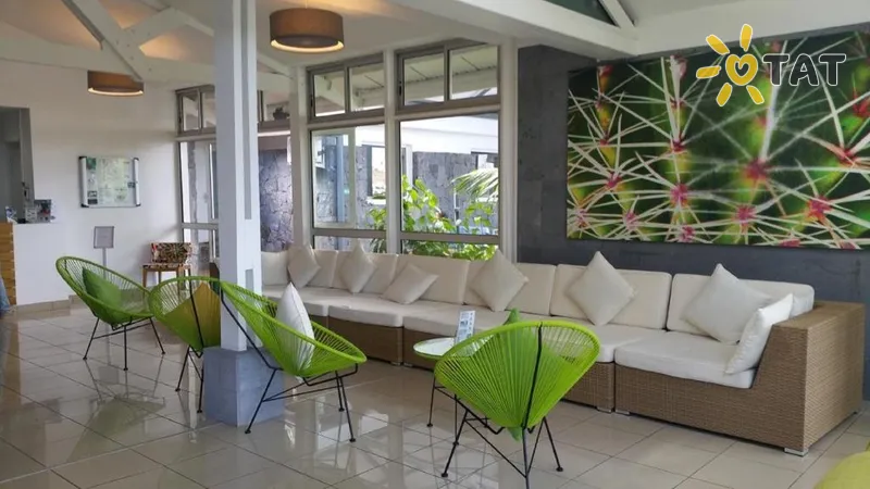 Фото отеля les Aigrettes Hotel 2* apie. Reinjona Prancūzija fojė ir interjeras