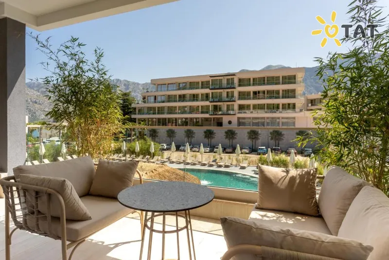 Фото отеля Hyatt Regency Kotor Bay Resort 5* Kotoras Juodkalnija išorė ir baseinai