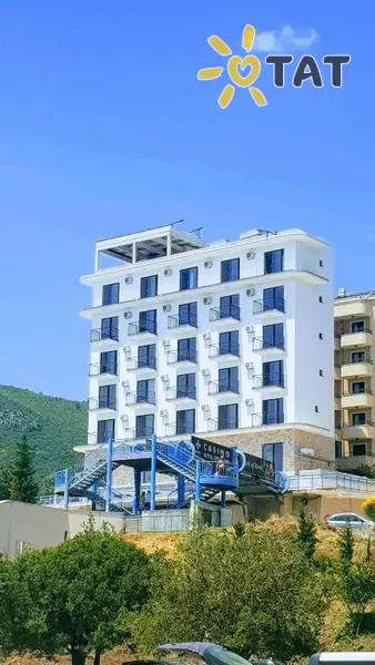 Фото отеля Svarog Villa 3* Becici Melnkalne ārpuse un baseini