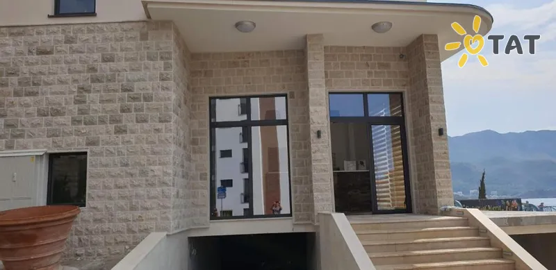 Фото отеля Svarog Villa 3* Becici Melnkalne cipariem