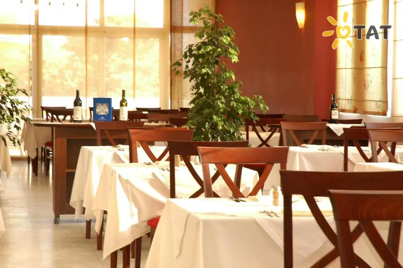 Фото отеля Montenegro Beach Resort 4* Becici Melnkalne bāri un restorāni