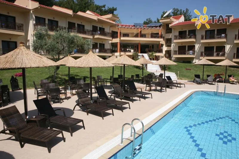 Фото отеля Four Seasons Hotel 3* Tasas Graikija išorė ir baseinai