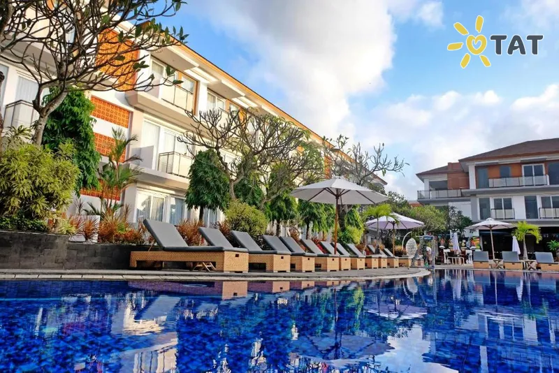 Фото отеля Kuta Beach Club Hotel 4* Кута (о. Бали) Индонезия экстерьер и бассейны