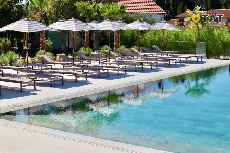 Фото отеля Molum Hotel & Residences 5* Задар Хорватия экстерьер и бассейны