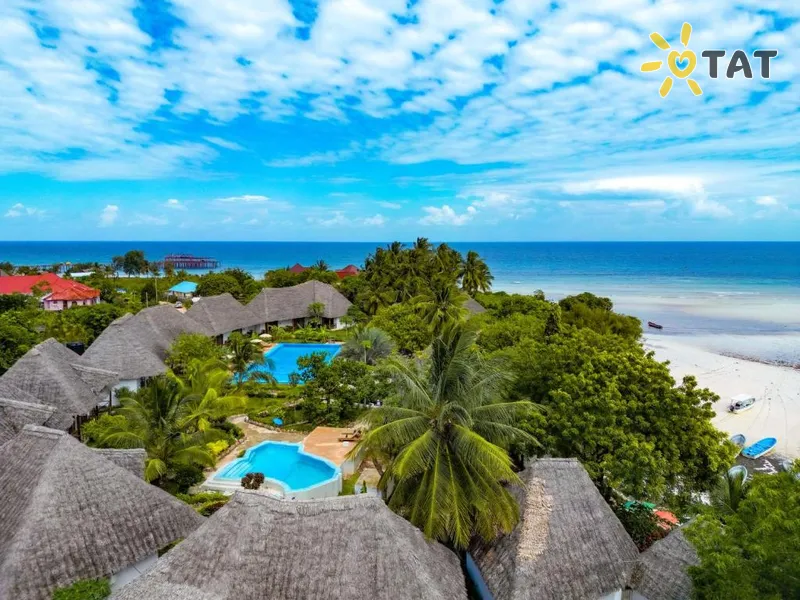 Фото отеля Bella Vista Resort Zanzibar 3* Кизимкази Танзания экстерьер и бассейны