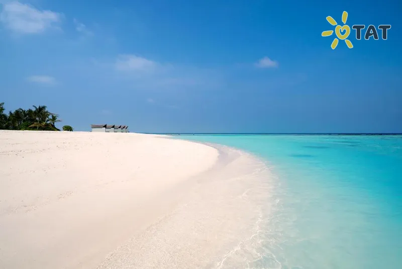 Фото отеля Kuredhivaru Resort & Spa Maldives 5* Nunu atols Maldīvija pludmale