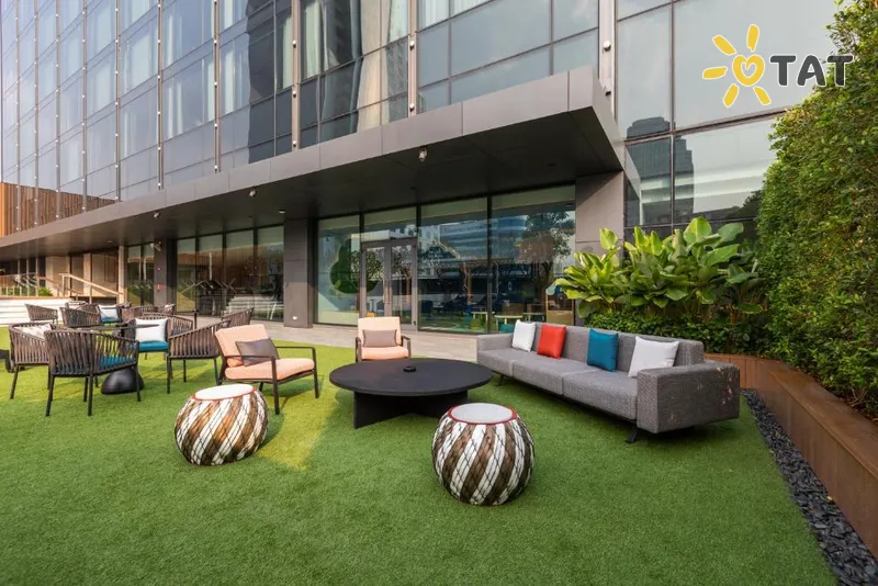 Фото отеля Carlton Hotel Bangkok Sukhumvit 5* Bankokas Tailandas išorė ir baseinai