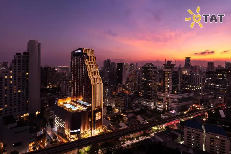 Фото отеля Carlton Hotel Bangkok Sukhumvit 5* Bankokas Tailandas išorė ir baseinai