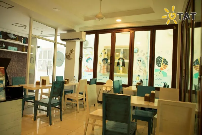 Фото отеля Huvan Beach Hotel at Hulhumale 3* Северный Мале Атолл Мальдивы бары и рестораны