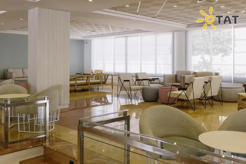 Фото отеля ILUNION Palmanova Mallorca 4* Maljorka Ispanija fojė ir interjeras