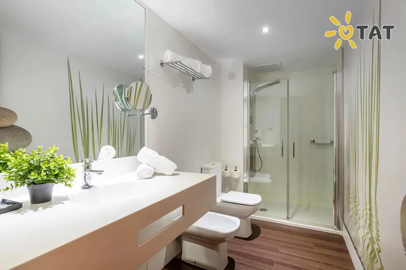 Фото отеля Tahiti Playa Hotel & Suites 4* Коста Дель Маресме Испания номера