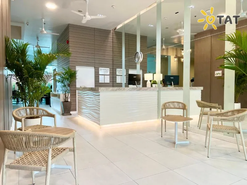 Фото отеля Centro One Patong 3* о. Пхукет Таиланд лобби и интерьер