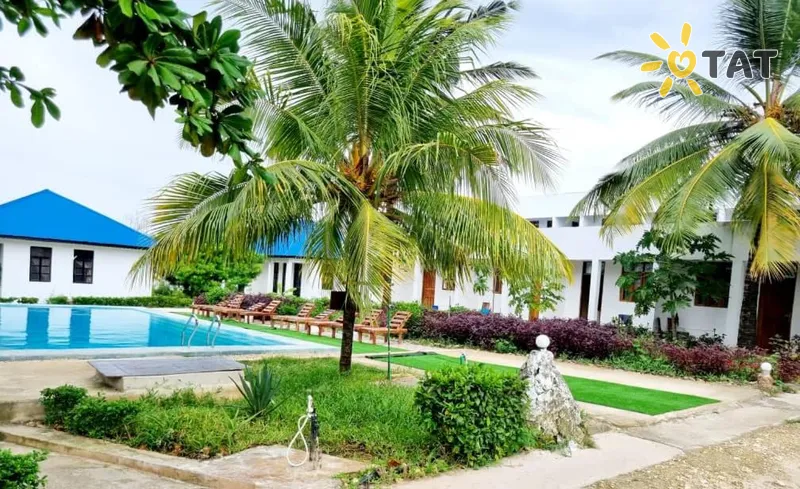 Фото отеля Kigwedeni Villas & Spa 3* Нунгви Танзания экстерьер и бассейны