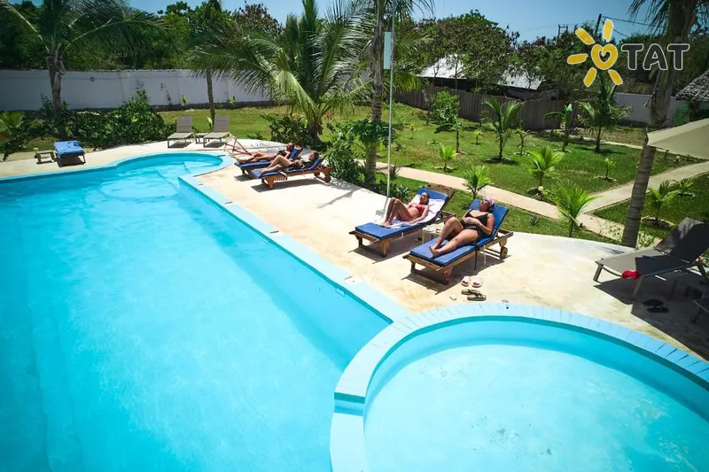 Фото отеля Malika Hotel Nungwi 4* Нунгви Танзания экстерьер и бассейны