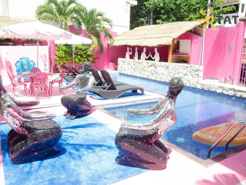 Фото отеля Mala Vecindad Playa Hotel 3* Plaja del Karmena Meksika ārpuse un baseini