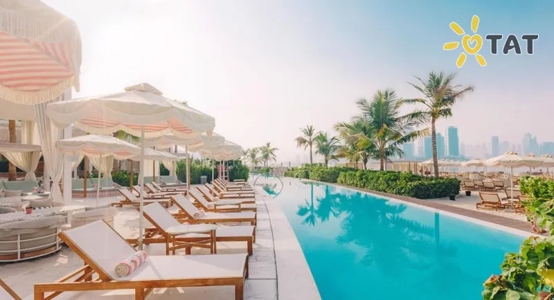 Фото отеля NH Collection Dubai The Palm 5* Дубай ОАЭ экстерьер и бассейны