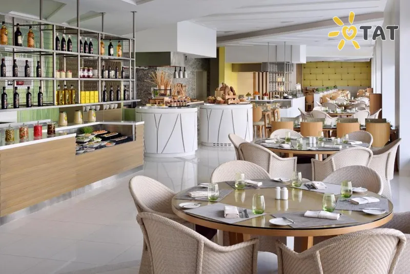 Фото отеля Marriott Executive Apartments Downtown Abu Dhabi 4* Абу Даби ОАЭ бары и рестораны