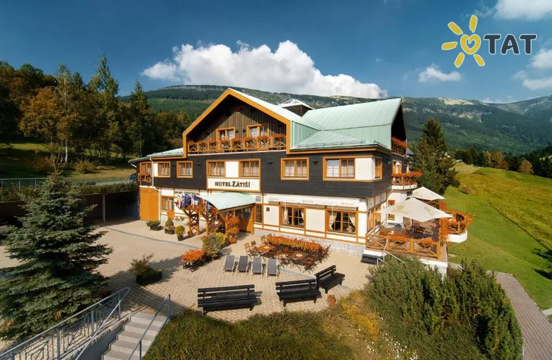 Фото отеля Zatisi Hotel 3* Шпиндлеров Млин Чехия экстерьер и бассейны
