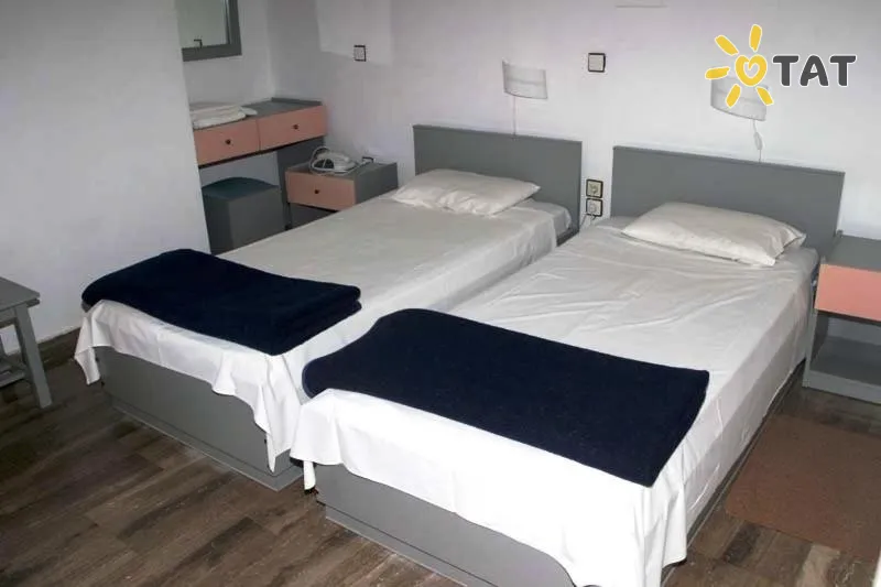 Фото отеля Oasis Guesthouse 2* par. Krēta – Hanija Grieķija cipariem