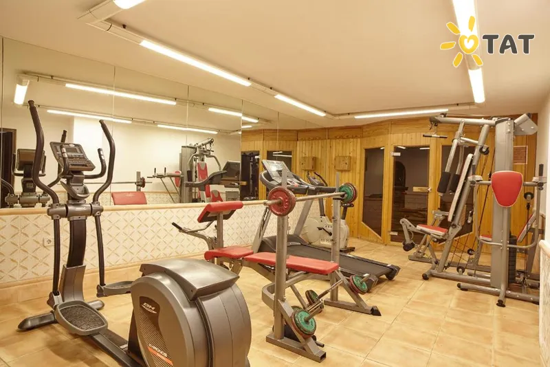 Фото отеля Arenal Hotel 3* о. Ибица Испания спорт и досуг