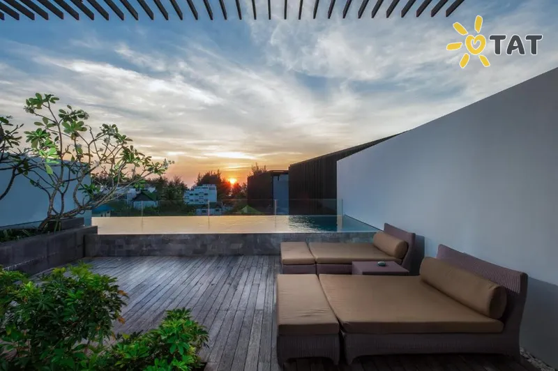 Фото отеля Twinpalms Surin Beach Phuket 5* о. Пхукет Таиланд экстерьер и бассейны