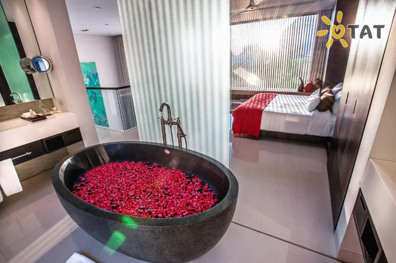 Фото отеля Twinpalms Surin Beach Phuket 5* о. Пхукет Таиланд номера