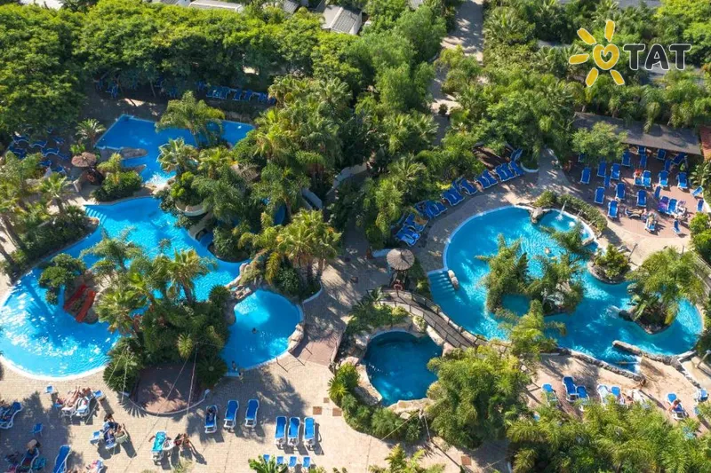 Фото отеля La Siesta Salou Resort & Camping 4* Коста Дорада Испания экстерьер и бассейны