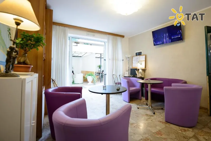 Фото отеля Al Ponte Hotel 3* Венеция Италия лобби и интерьер
