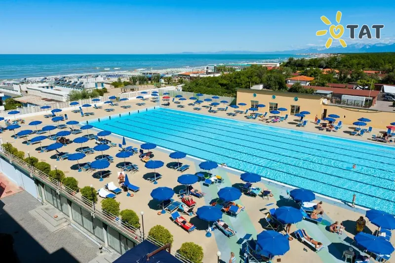 Фото отеля Grand Continental Hotel 4* Пиза Италия экстерьер и бассейны