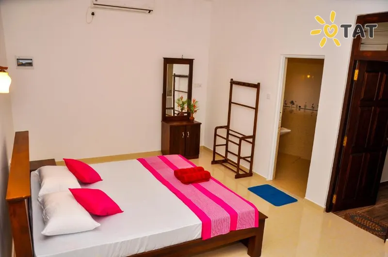 Фото отеля Hiru Resort Inn 2* Unavatuna Šrilanka cipariem
