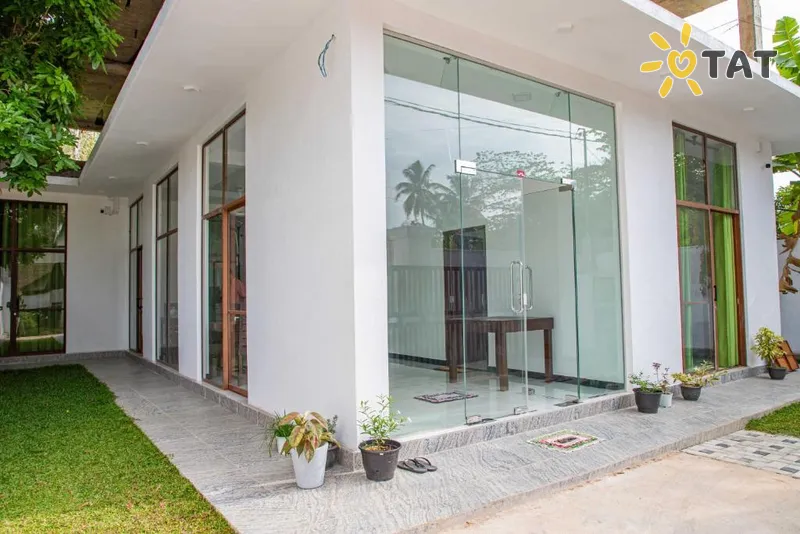 Фото отеля Randon Resort Mirissa 3* Mirissa Šri Lanka išorė ir baseinai