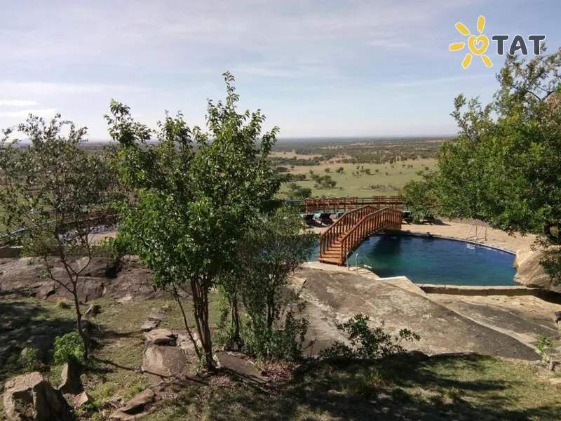 Фото отеля Lobo Wildlife Lodge 4* Serengeti Tanzanija išorė ir baseinai