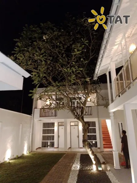 Фото отеля Anchorage Mirissa 3* Mirissa Šri Lanka išorė ir baseinai