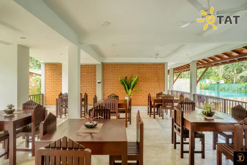 Фото отеля Anura’s Elephanat Hotel 3* Берувела Шри-Ланка бары и рестораны