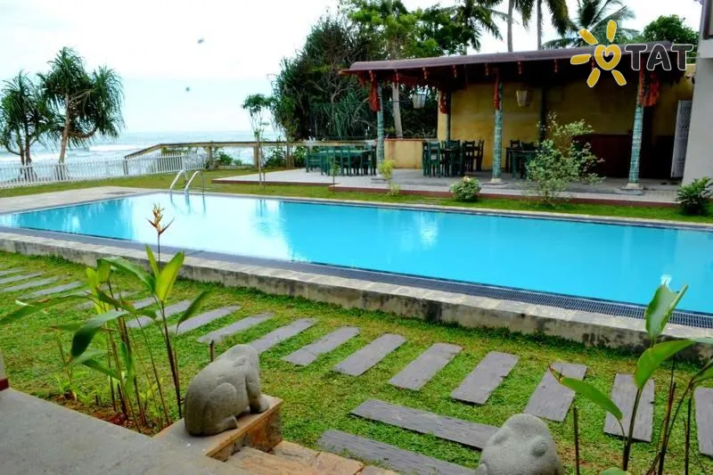 Фото отеля Guru Beach Resort 3* Tangalle Šrilanka ārpuse un baseini
