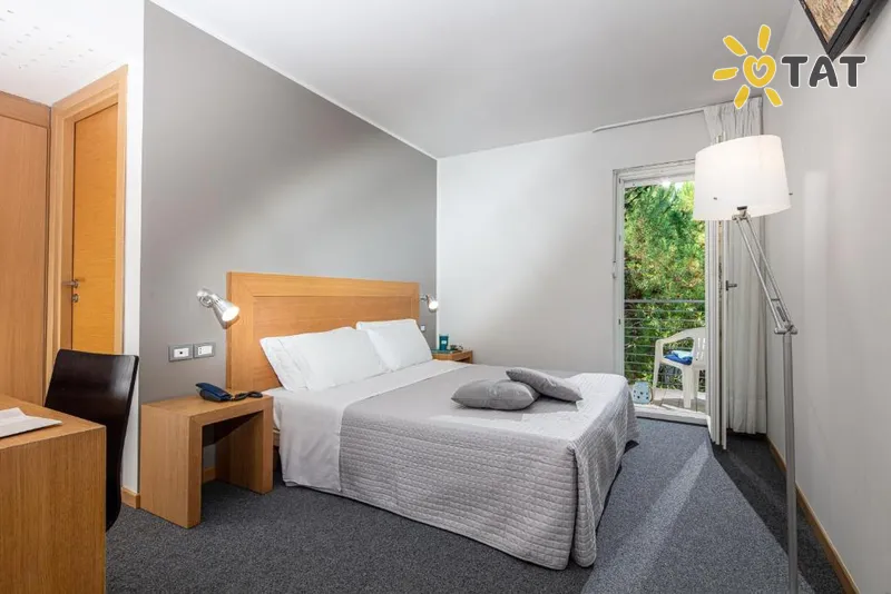 Фото отеля Martini Hotel 3* Lignano Itālija cipariem