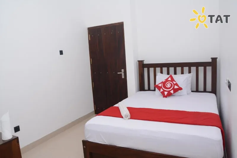 Фото отеля Sea View Tourist Inn 2* Тангалле Шри-Ланка номера