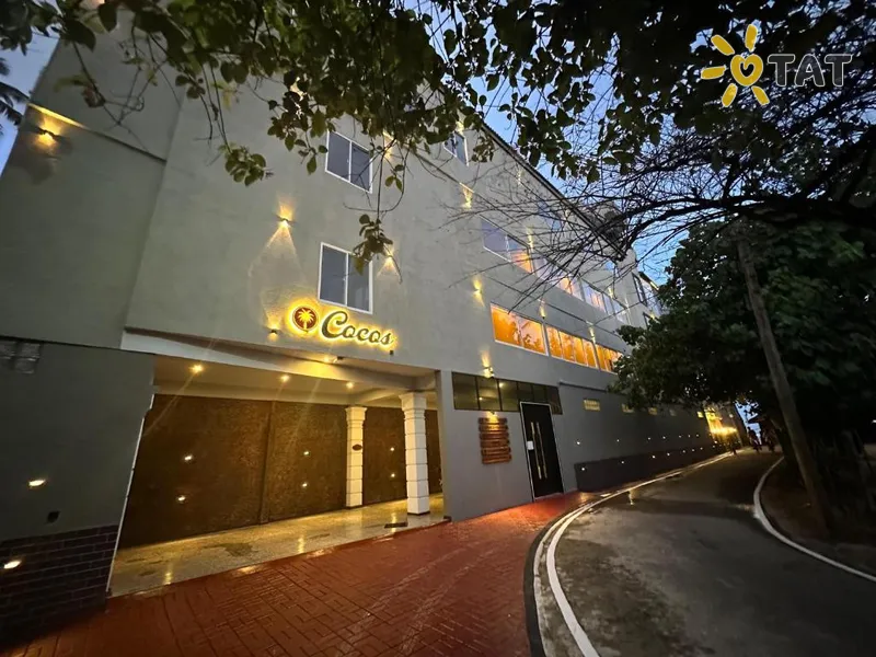 Фото отеля Cocos Hotel 4* Матара Шри-Ланка экстерьер и бассейны