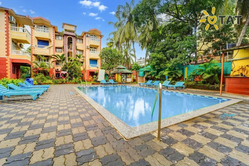 Фото отеля Townhouse Calangute - Baga Circle Formerly Park Avenue 2* Šiaurės Goa Indija išorė ir baseinai