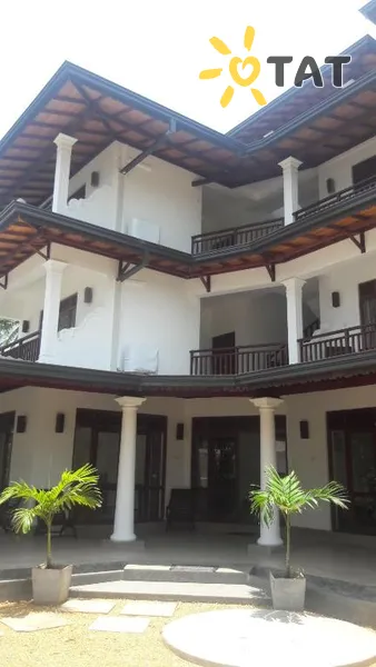Фото отеля Malee Villa 3* Матара Шри-Ланка экстерьер и бассейны