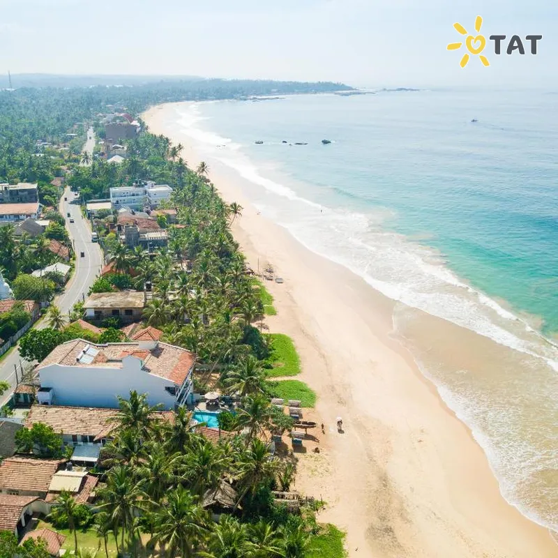 Фото отеля At Ease Beach Hotel 3* Hikaduva Šrilanka pludmale